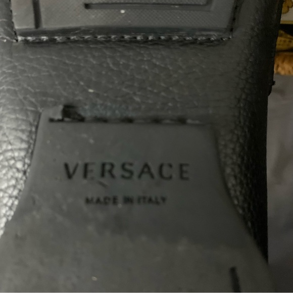 Versace Pebble Leather Drivers - Picture 7 of 10